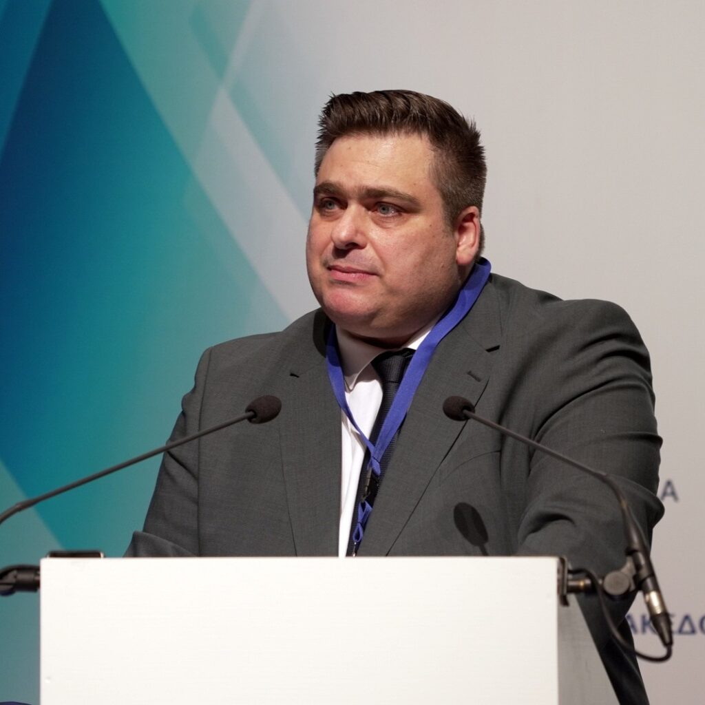 Σημαντική παρέμβαση του Προέδρου της ΚΕΕΕ Ιωάννη Βουτσινά για την πιστοποίηση της δραστηριότητας χειρισμού μηχανημάτων έργου